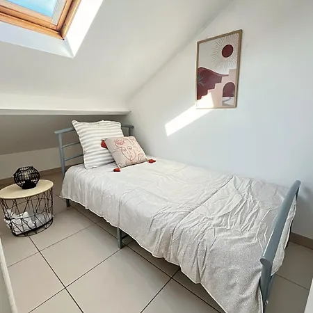 Duplex-Trois Pas De La Gare Apartment Sartrouville Exterior photo